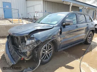 2018 Jeep Grand Cherokee Trailhawk with VIN 1C4RJFLT6JC328715, listed as a Copart auction lot 49987175 with 105,515 mi miles and Salvage Title. Bid and sale history available at carsss.com. Image 1.