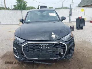 2024 Audi Q5 S line Premium Plus with VIN WA1EAAFY8R2025472, listed as a IAAI auction lot 42371409 with 10,737 mi miles and . Bid and sale history available at DreamBid. Image 11.