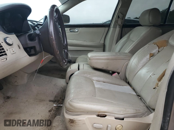 2007 Cadillac DTS V8 z VIN 1G6KD57Y47U115566, wystawiony jako Copart lot #88487785 z przebiegiem 93 484 mil mil oraz Szkoda całkowita • Salvage title. Historia ofert i sprzedaży dostępna na DreamBid. Obrazek 7.