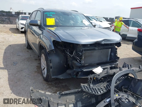 2020 Volkswagen Atlas с VIN 1V2YC2CA6LC205401, выставлен на аукционе IAAI как лот 42272256 с пробегом 67 382 миль миль и . История ставок и продаж доступна на DreamBid. Изображение 1.