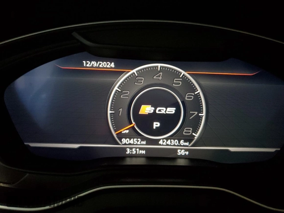 2018 Audi SQ5 Prestige with VIN WA1C4AFY7J2234009, listed as a Copart auction lot 83607894 with 90,452 mi miles and Salvage Title. Bid and sale history available at DreamBid. Image 9.