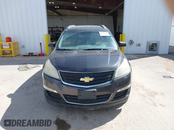 2015 Chevrolet Traverse LS z VIN 1GNKVFED4FJ323888, wystawiony jako IAAI lot #42001827 z przebiegiem 182 819 mil mil oraz . Historia ofert i sprzedaży dostępna na DreamBid. Obrazek 12.
