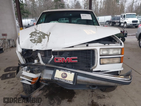 1998 GMC Yukon with VIN 1GKEK13R7WJ700881, listed as a IAAI auction lot 41507538 with 188,396 mi miles. Bid and sale history available at carsss.com. Image 12.