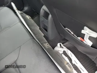 2017 Volkswagen Jetta SEL z VIN 3VWL17AJ6HM412147, wystawiony jako Copart lot #63333085 z przebiegiem Nie podano mil oraz Szkoda całkowita • Salvage title. Historia ofert i sprzedaży dostępna na DreamBid. Obrazek 12.