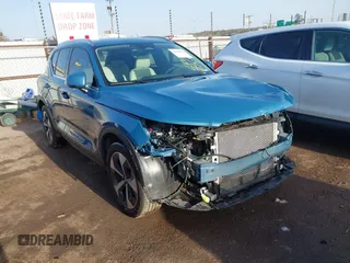 2023 Volvo XC40 Plus Bright Theme с VIN YV4L12UN0P2946980, выставлен на аукционе IAAI как лот 41806516 с пробегом 20 019 миль миль и . История ставок и продаж доступна на DreamBid. Изображение 1.
