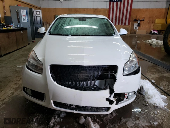 2011 Buick Regal CXL RL2 with VIN 2G4GP5EC9B9208778, listed as a Copart auction lot 44680675 with 120,574 mi miles and Clean title. Bid and sale history available at DreamBid. Image 5.