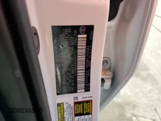 2025 Toyota Camry LE z VIN 4T1DAACK6SU062124, wystawiony jako Copart lot #54156185 z przebiegiem 16 210 mil mil oraz Szkoda całkowita • Salvage title. Historia ofert i sprzedaży dostępna na DreamBid. Obrazek 12.