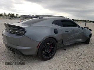 2020 Chevrolet Camaro 2SS with VIN 1G1FG1R74L0130758, listed as a Copart auction lot 80257814 with 33,375 mi miles and Salvage Title. Bid and sale history available at carsss.com. Image 3.