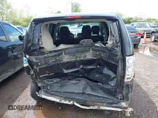 2017 Dodge Grand Caravan SE z VIN 2C4RDGBG0HR605507, wystawiony jako IAAI lot #42168499 z przebiegiem 169 422 mil mil oraz . Historia ofert i sprzedaży dostępna na DreamBid. Obrazek 6.