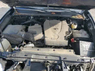 2023 Toyota Tacoma SR with VIN 3TMCZ5ANXPM607248, listed as a Copart auction lot 44156725 with 30,595 mi miles and Salvage title. Bid and sale history available at DreamBid. Image 13.