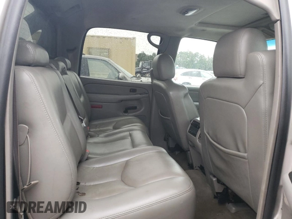 2005 Chevrolet Avalanche Z71 with VIN 3GNEK12Z35G271792, listed as a Copart auction lot 71290704 with 326,914 mi miles and Salvage Title. Bid and sale history available at carsss.com. Image 10.