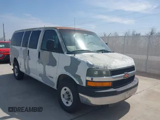 2006 Chevrolet Express Passenger with VIN 1GAHG35U461242216, listed as a IAAI auction lot 41797506 with 195,616 mi miles and . Bid and sale history available at DreamBid. Image 1.