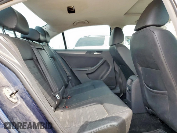 2013 Volkswagen Jetta SEL с VIN 3VWLX7AJ4DM354418, выставлен на аукционе Copart как лот 54982235 с пробегом 147 136 миль миль и Списание • Salvage title. История ставок и продаж доступна на DreamBid. Изображение 10.