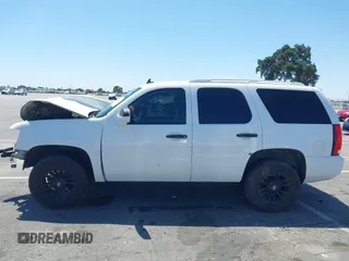 2007 Chevrolet Tahoe LT with VIN 1GNFC13027J407025, listed as a IAAI auction lot 42290155 with Not provided miles and . Bid and sale history available at DreamBid. Image 15.
