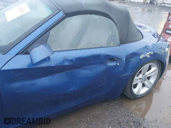 2007 BMW Z4 3.0i with VIN 4USBU33517LW71220, listed as a IAAI auction lot 41255482 with 116,775 mi miles and . Bid and sale history available at DreamBid. Image 6.