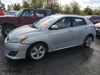 2009 Toyota Matrix S with VIN 2T1KE40E19C013081, listed as a Copart auction lot 76407854 with 122,385 mi miles and Salvage Title. Bid and sale history available at carsss.com. Image 1.