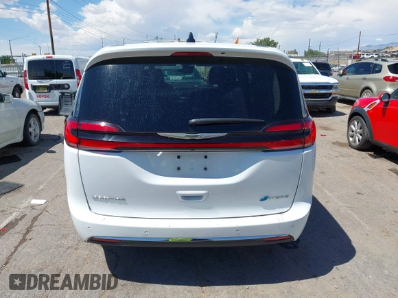 2024 Chrysler Pacifica Hybrid Select with VIN 2C4RC1S74RR153420, listed as a IAAI auction lot 42368593 with 19,829 mi miles and . Bid and sale history available at DreamBid. Image 16.