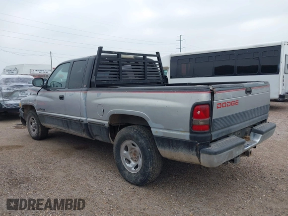 1998 Dodge 1500 с VIN 1B7HC13Z9WJ162190, выставлен на аукционе IAAI как лот 39350526 с пробегом Не указан миль и . История ставок и продаж доступна на DreamBid. Изображение 3.