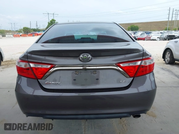 2017 Toyota Camry XLE with VIN 4T1BF1FK7HU317117, listed as a IAAI auction lot 41875591 with 98,658 mi miles. Bid and sale history available at carsss.com. Image 17.