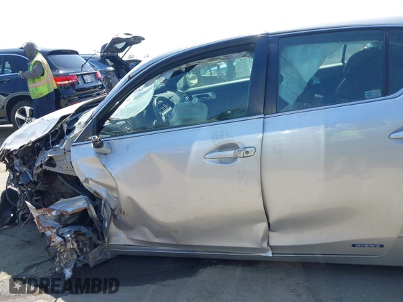 2012 Lexus CT 200h with VIN JTHKD5BH9C2058922, listed as a IAAI auction lot 42485928 with Not provided miles and . Bid and sale history available at DreamBid. Image 19.