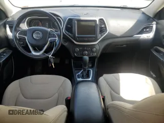 2016 Jeep Cherokee Latitude z VIN 1C4PJLCB0GW329394, wystawiony jako Copart lot #55442565 z przebiegiem 95 136 mil mil oraz Szkoda całkowita • Salvage title. Historia ofert i sprzedaży dostępna na DreamBid. Obrazek 8.