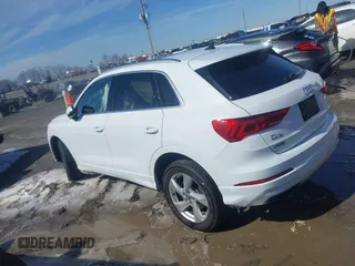 2020 Audi Q3 Premium with VIN WA1AECF31L1098425, listed as a IAAI auction lot 41640806 with 100,462 mi miles and . Bid and sale history available at DreamBid. Image 14.