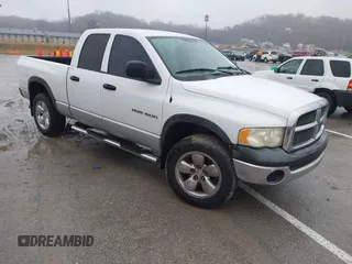 2004 Dodge 1500 SLT with VIN 1D7HU18N54S511832, listed as a IAAI auction lot 41495315 with 234,310 mi miles. Bid and sale history available at carsss.com. Image 1.