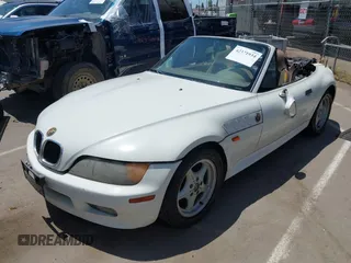 1997 BMW 3 Series Z3 1.9 z VIN 4USCH7323VLB79374, wystawiony jako IAAI lot #42371934 z przebiegiem 161 418 mil mil oraz . Historia ofert i sprzedaży dostępna na DreamBid. Obrazek 2.
