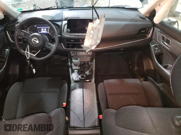 2024 Nissan Rogue S with VIN JN8BT3AB4RW440769, listed as a Copart auction lot 86050924 with 18,981 mi miles and Salvage Title. Bid and sale history available at DreamBid. Image 8.
