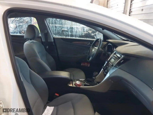 2014 Hyundai Sonata Hybrid with VIN KMHEC4A42EA117405, listed as a IAAI auction lot 41157185 with 74,225 mi miles. Bid and sale history available at carsss.com. Image 5.
