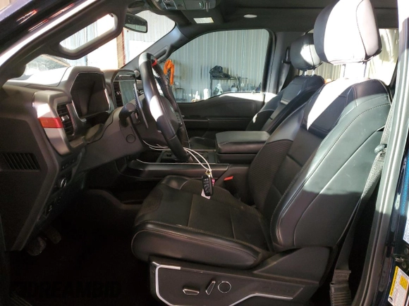 2022 Ford F-150 Raptor with VIN 1FTFW1RGXNFA87263, listed as a Copart auction lot 45265165 with 33,264 mi miles and Salvage Title. Bid and sale history available at carsss.com. Image 7.