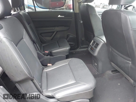 2021 Volkswagen Atlas SE with VIN 1V2RR2CA5MC526642, listed as a IAAI auction lot 42180217 with 40,031 mi miles and . Bid and sale history available at DreamBid. Image 8.
