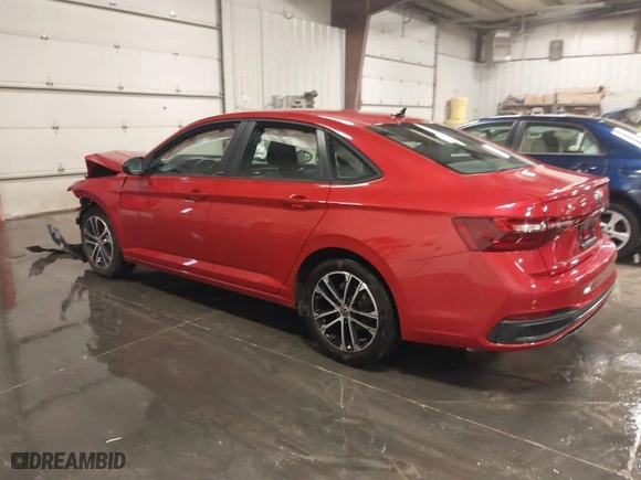 2025 Volkswagen Jetta Sport with VIN 3VWBX7BU2SM011768, listed as a IAAI auction lot 40951748 with 869 mi miles. Bid and sale history available at carsss.com. Image 3.