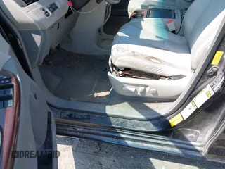 2011 Toyota Sienna XLE с VIN 5TDDK3DC7BS014835, выставлен на аукционе IAAI как лот 42433053 с пробегом 291 762 миль миль и . История ставок и продаж доступна на DreamBid. Изображение 18.