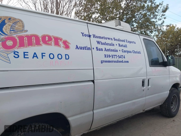 2011 Ford Econoline Cargo Commercial with VIN 1FTNE2EL6BDB25697, listed as a IAAI auction lot 41358472 with 384,517 mi miles. Bid and sale history available at carsss.com. Image 13.