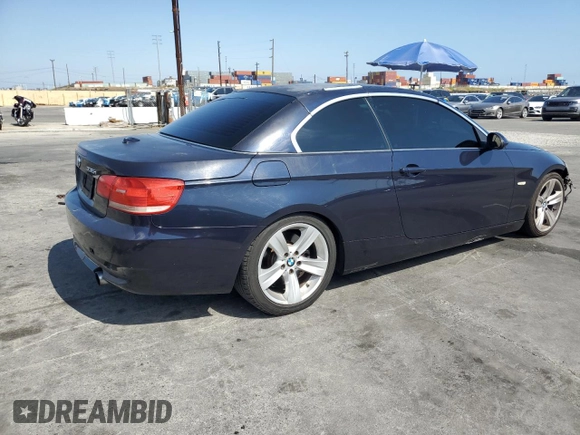 2008 BMW 3 Series 335i z VIN WBAWL73548PX54570, wystawiony jako Copart lot #54993625 z przebiegiem 159 225 mil mil oraz Szkoda całkowita • Salvage title. Historia ofert i sprzedaży dostępna na DreamBid. Obrazek 3.