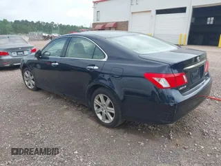 2007 Lexus ES 350 with VIN JTHBJ46G772115712, listed as a IAAI auction lot 42122321 with 115,006 mi miles. Bid and sale history available at carsss.com. Image 3.