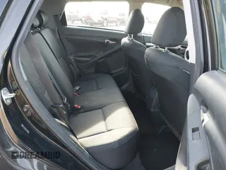 2009 Toyota Matrix with VIN 2T1KU40E69C091858, listed as a IAAI auction lot 41925490 with 153,161 mi miles. Bid and sale history available at carsss.com. Image 8.