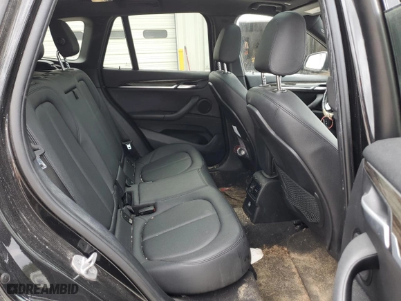 2018 BMW X1 xDrive28i with VIN WBXHT3C36J5F90927, listed as a Copart auction lot 45130255 with 119,192 mi miles and Salvage Title. Bid and sale history available at carsss.com. Image 11.
