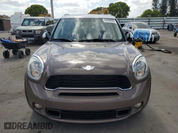 2014 MINI Countryman S with VIN WMWZC3C57EWP29072, listed as a Copart auction lot 54508905 with 105,192 mi miles and Clean Title. Bid and sale history available at DreamBid. Image 5.