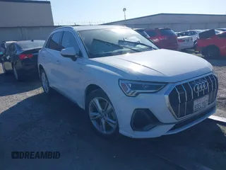 2020 Audi Q3 S line Prestige z VIN WA1FECF33L1073094, wystawiony jako IAAI lot #41568911 z przebiegiem 36 998 mil mil oraz . Historia ofert i sprzedaży dostępna na DreamBid. Obrazek 1.