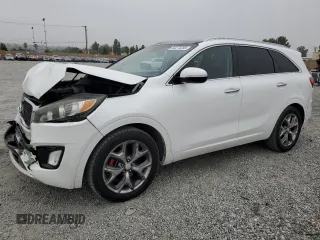 2017 Kia Sorento SX z VIN 5XYPK4A58HG301177, wystawiony jako Copart lot #54273255 z przebiegiem 101 638 mil mil oraz Szkody całkowita. Historia ofert i sprzedaży dostępna na DreamBid. Obrazek 1.