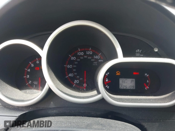 2009 Toyota Matrix S with VIN 2T1LE40E49C004136, listed as a IAAI auction lot 42824966 with 225,109 mi miles and . Bid and sale history available at DreamBid. Image 7.