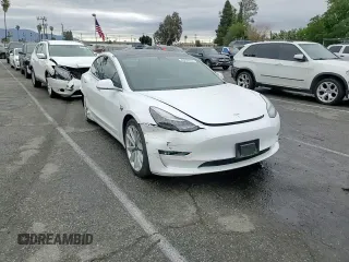 2019 Tesla Model 3 Mid Range z VIN 5YJ3E1EA3KF337854, wystawiony jako Copart lot #48472855 z przebiegiem 113 562 mil mil oraz Szkoda całkowita • Salvage title. Historia ofert i sprzedaży dostępna na DreamBid. Obrazek 10.