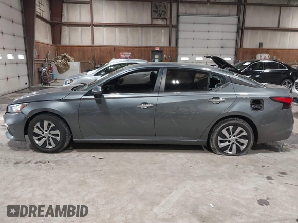 2020 Nissan Altima S z VIN 1N4BL4BV6LC127358, wystawiony jako IAAI lot #41632354 z przebiegiem 116 244 mil mil oraz . Historia ofert i sprzedaży dostępna na DreamBid. Obrazek 14.