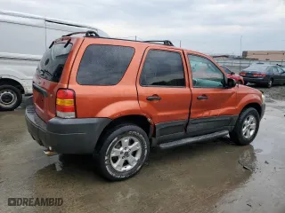 2007 Ford Escape XLT with VIN 1FMCU93137KA28475, listed as a Copart auction lot 47071585 with 192,128 mi miles and Salvage Title. Bid and sale history available at carsss.com. Image 3.