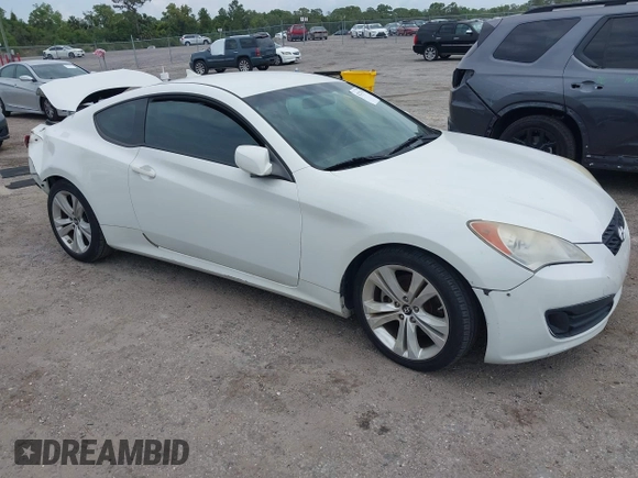 2012 Hyundai Genesis Coupe Premium z VIN KMHHT6KD0CU068949, wystawiony jako IAAI lot #42227303 z przebiegiem 123 695 mil mil oraz . Historia ofert i sprzedaży dostępna na DreamBid. Obrazek 1.