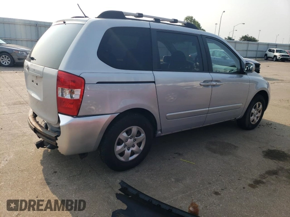 2008 Kia Sedona with VIN KNDMB133186266403, listed as a Copart auction lot 64000144 with 147,147 mi miles and Salvage Title. Bid and sale history available at carsss.com. Image 3.