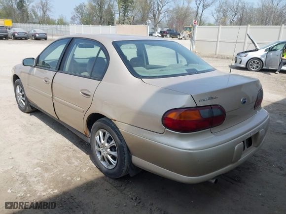 2003 Chevrolet Malibu with VIN 1G1ND52J63M564030, listed as a IAAI auction lot 42120124 with 132,356 mi miles. Bid and sale history available at carsss.com. Image 3.