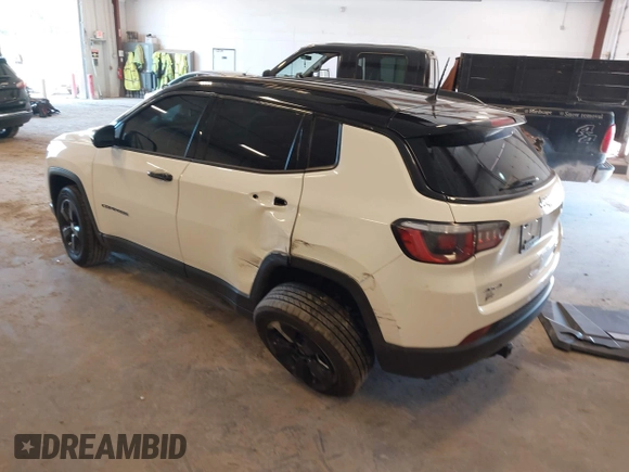 2018 Jeep Compass Latitude с VIN 3C4NJDBBXJT349731, выставлен на аукционе IAAI как лот 42564250 с пробегом 72 303 миль миль и . История ставок и продаж доступна на DreamBid. Изображение 3.